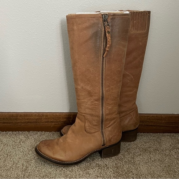 Barely Worn Lucky Brand Hesper Dark Camel Norway boots - Picture 4 of 6
